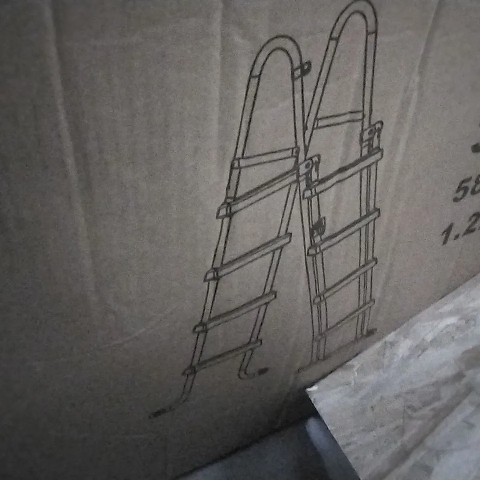BOXED STEP LADDER