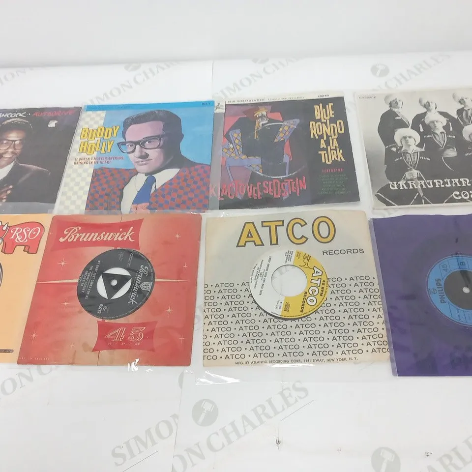 A COLLECTION OF 160 X VINYL SINGLES. MAINLY 60S 70S 80S.