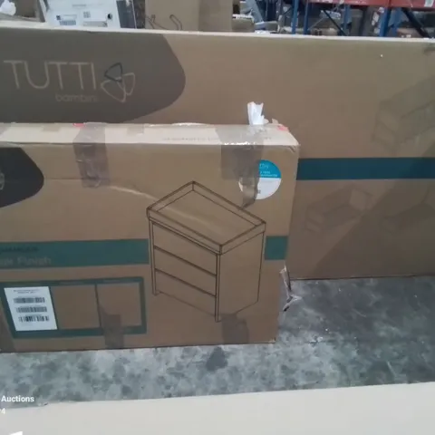 BOXED MODENA 2 PIECE FURNITURE SET TO INCLUDE MODENA COT BED AND BABY CHEST CHANGING UNIT IN WHIE INISH (2 BOXES)