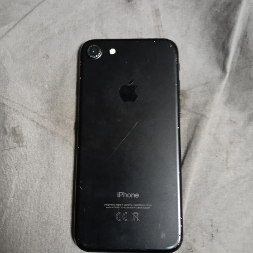 APPLE IPHONE 7 SMARTPHONE 