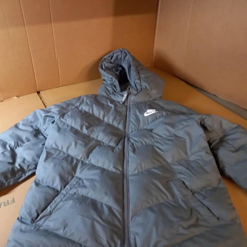 NIKE GREY PADDED JACKET - SIZE XL