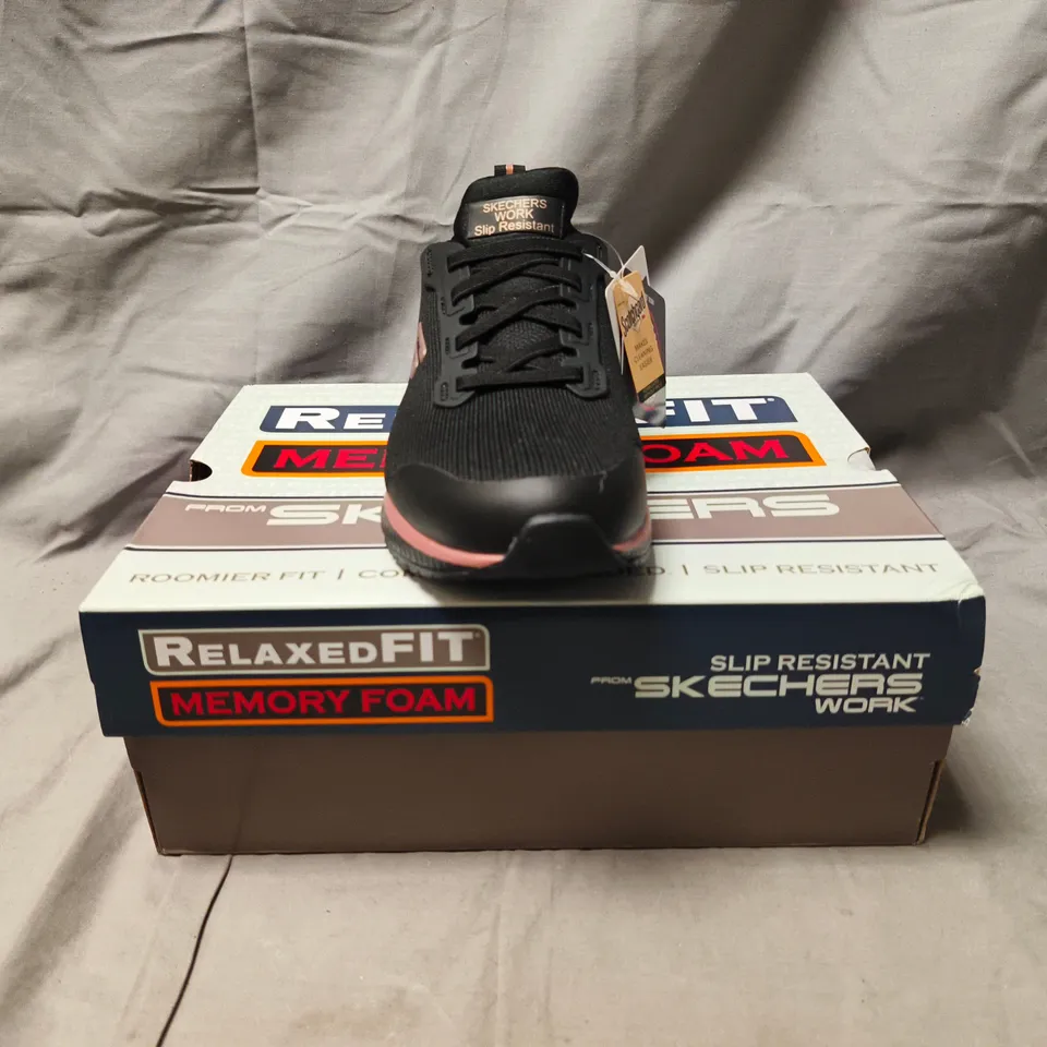 BOXED PAIR OF SKECHERS SHOES IN BLACK/ROSE GOLD SIZE UK 4