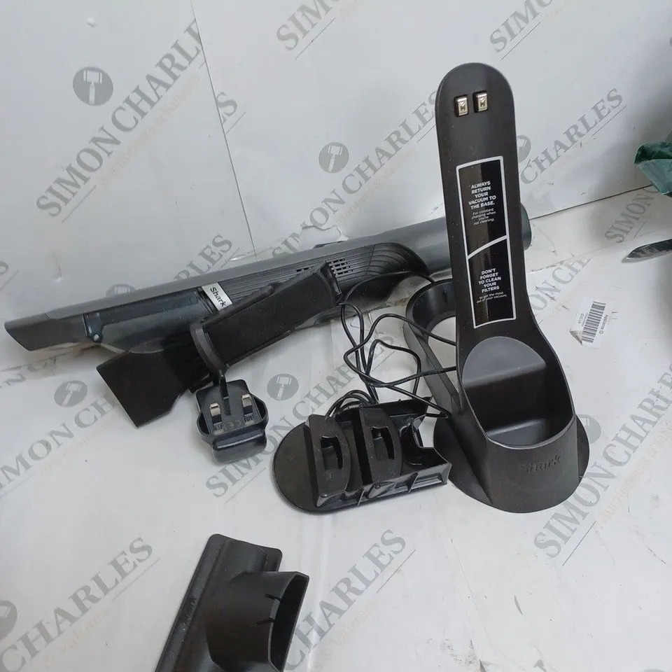 SHARK CORDLESS HANDHELD VACUUM CLEANER WV200UK