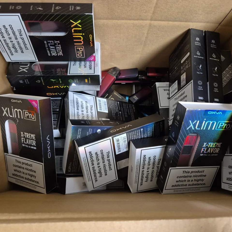 APPROXIMATELY 30 ASSORTED VAPE & E-CIGARETTE PRODUCTS TO INCLUDE OXVA XLIM PRO, HORIZONTECH TALONS 3, ETC