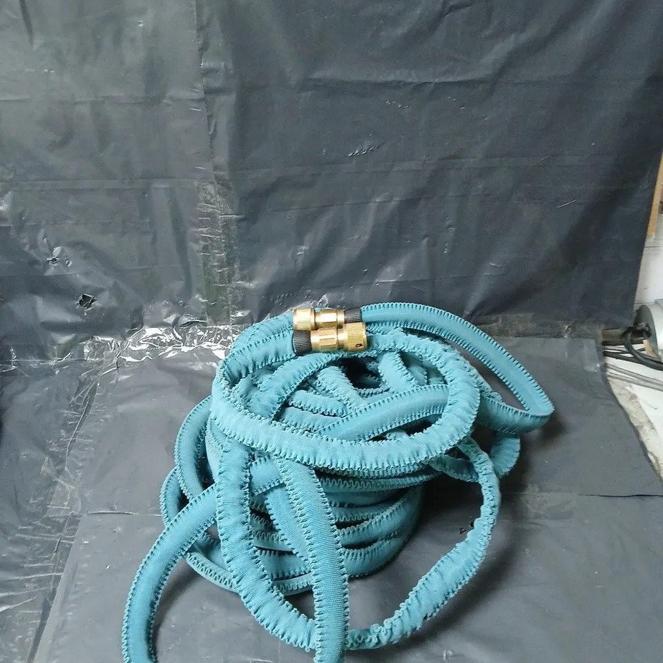 GRUMPY GARDENER REINFORCED EXPANDABLE GARDEN HOSE – TURQUOISE