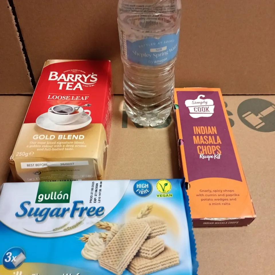 APPROXIMATELY 10 ASSORTED FOOD/DRINK PRODUCTS TO INCLUDE SIMPLY COOK SEASONING, GULLON WAFERS, BARRY'S TEA ETC 