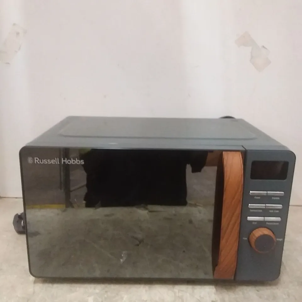 BOXED RUSSELL HOBBS RHMD714G SCANDI GREY DIGITAL MICROWAVE RRP £109