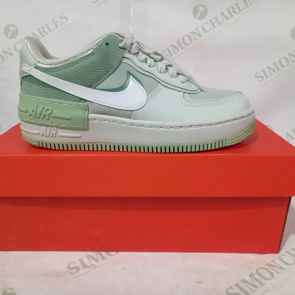 BOXED PAIR OF NIKE AIR FORCE 1 SHADOW TRAINERS IN GREEN UK SIZE 4