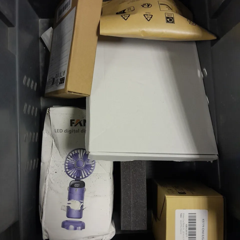 APPROXIMATELY 10 ASSORTED ELECTRICAL PRODUCTS TO INCLUDE NECK FAN, PORTABLE SPEAKER, SSD ENCLOSURE ETC 
