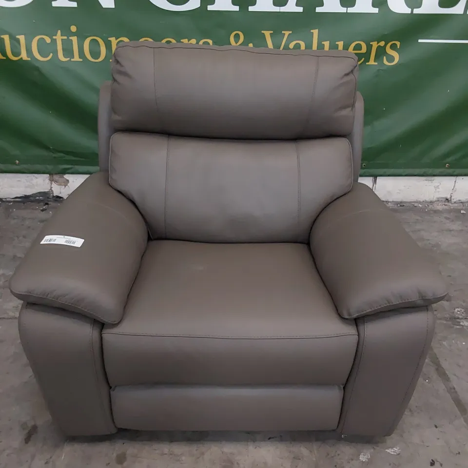 QUALITY ITALIAN DESIGNER PATRIZIO POWER RECLINING EASY CHAIR MUD LEATHER 
