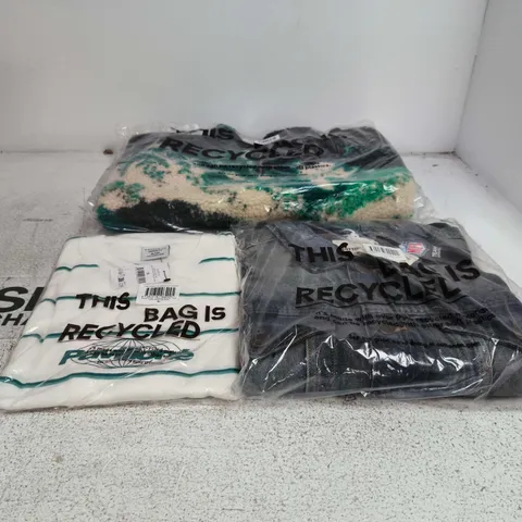 BOX OF APPROXIMATELY 12 ASSORTED CLOTHING ITEMS TO INCLUDE NFL NY GIANTS JACKET, 1/4 ZIP TEDDY FLEECE ETC