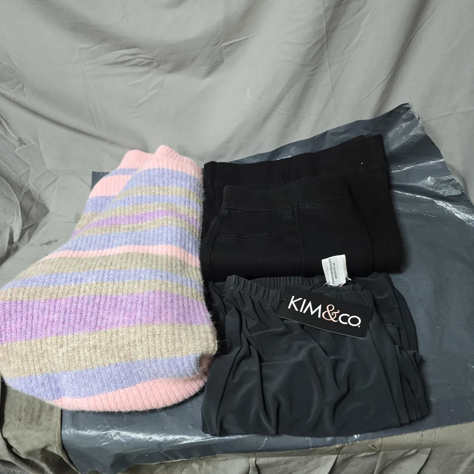 BOX OF APPROXIMATELY 20 ASSORTED HOUSEHOLD ITEMS KIM AND CO LEGGINGS, KNITTED JUMPER, NINA LEONARD TROUSERS ETC