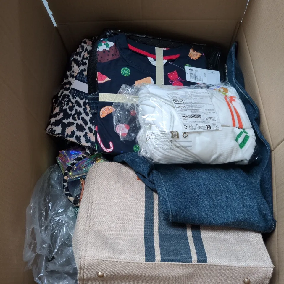 BOX OF APPROXIMATELY 20 ASSORTED CLOTHING ITEMS TO INCLUDE M&S PYJAMAS, JEANS, ASSORTED SOCKS ETC