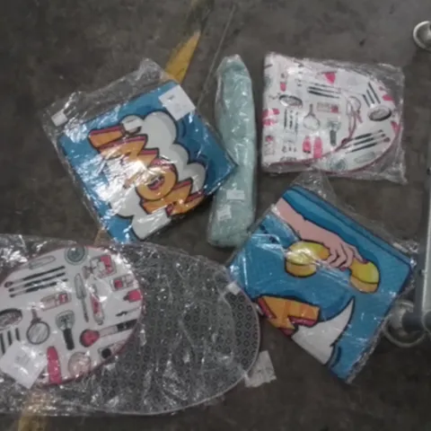 ASSORTED BATHMAT SETS
