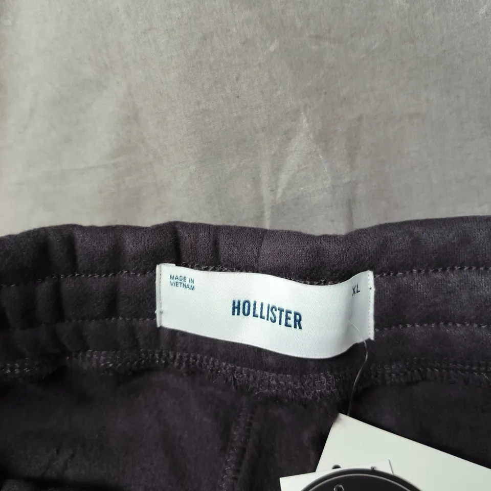 HOLLISTER JOGGERS – DARK GREY, XL