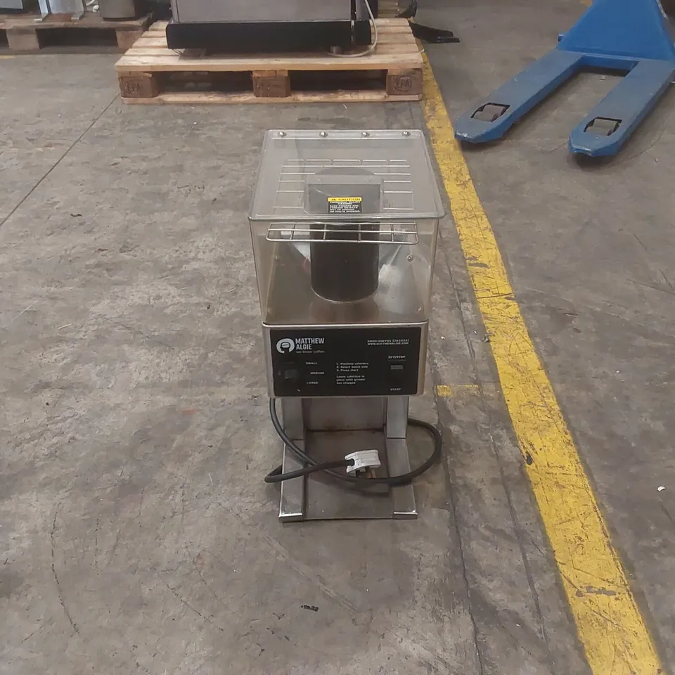 COMMERCIAL COFFEE GRINDER