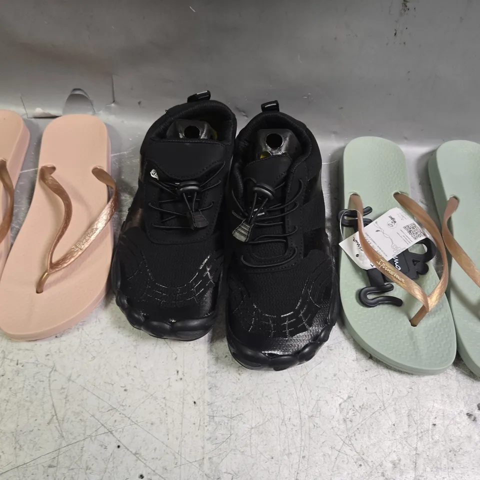 BOX OF APPROXIMATELY 15 ASSORTED PAIRS OF SHOES AND FOOTWEAR ITEMS IN VARIOUS COLOURS, STYLES, AND SIZES - COLLECTION ONLY