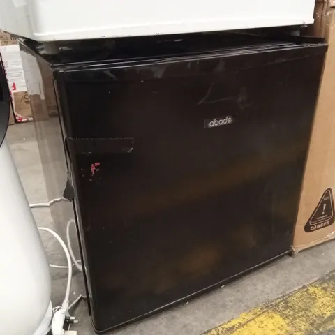 ABODE ATTFZ0E1B MINI FREEZER - BLACK
