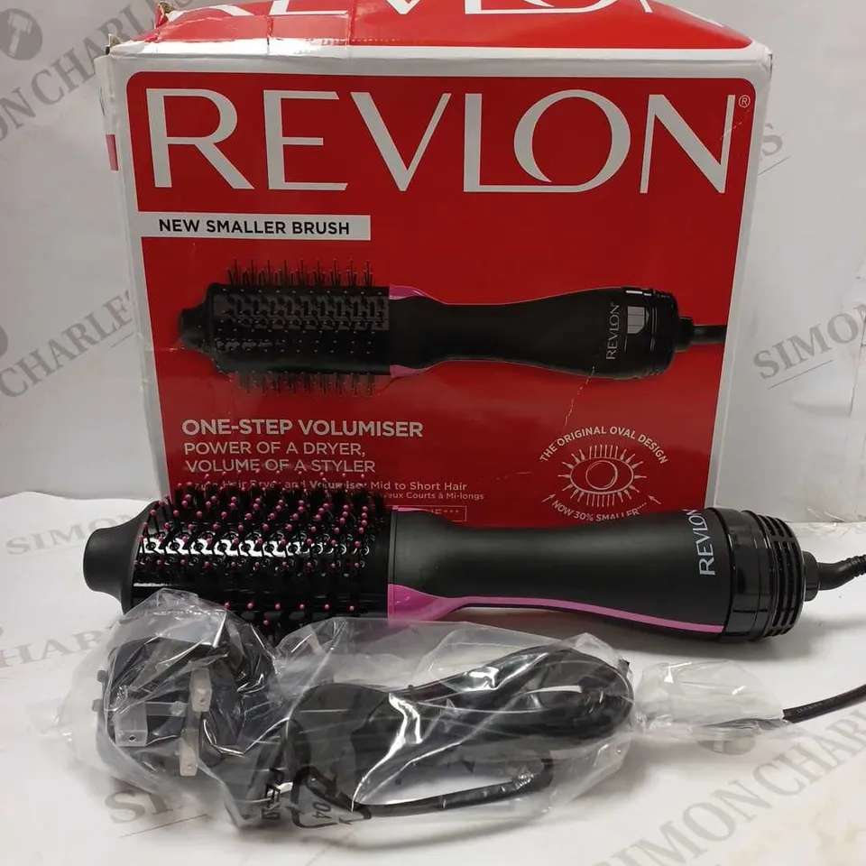 REVLON SALON ONE-STEP HAIR DRYER AND VOLUMISER  RRP £69.99