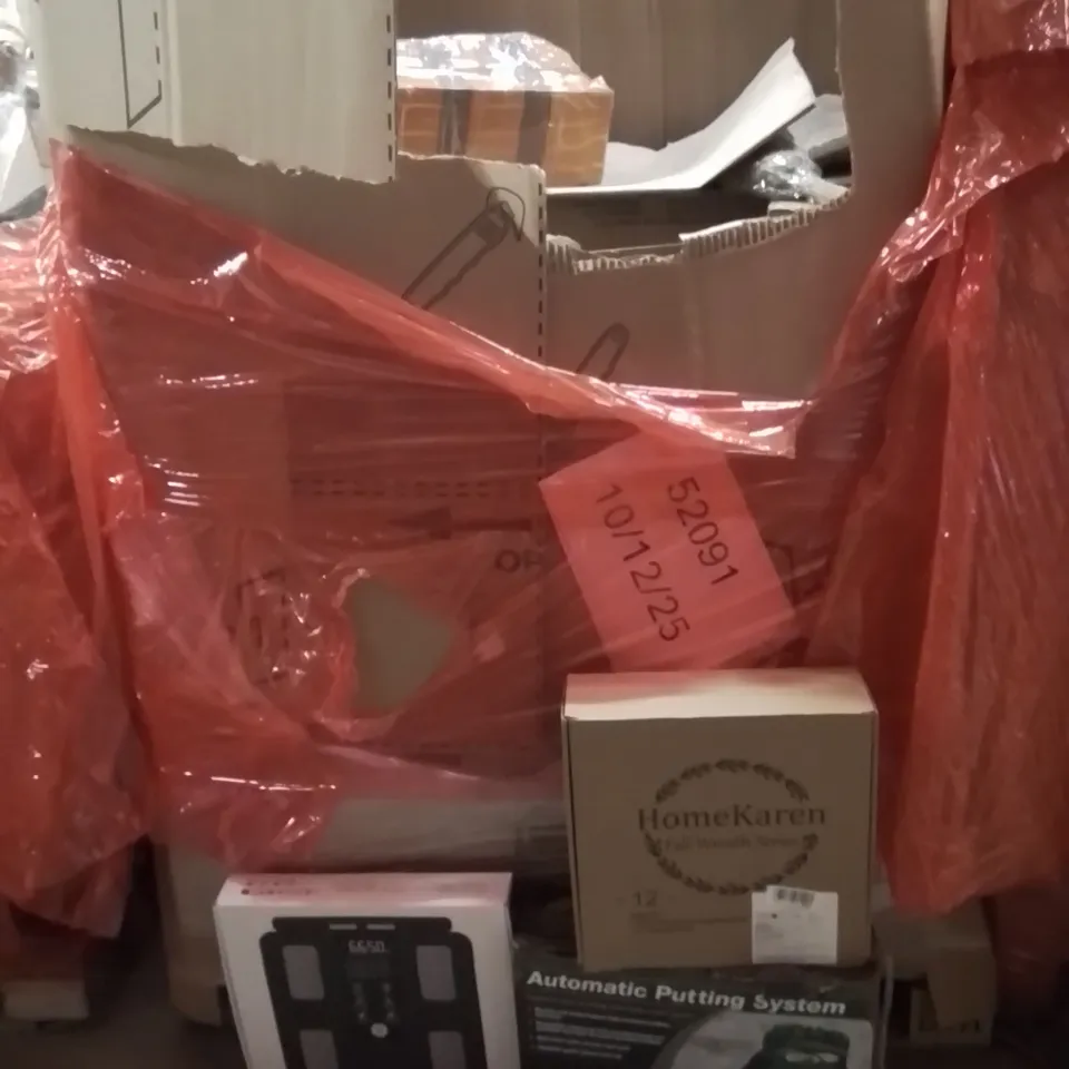 PALLET OF ASSORTED HOUSEHOLD GOODS AND PRODUCTS TO INCLUDE;WREATH,AUTOMATIC PUTTING SYSTEM,WEIGHT SCALES