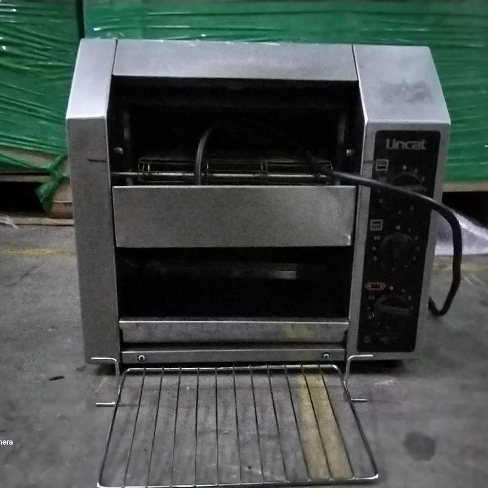 LINCAT DOUBLE SMOOTH PANINI CONTACT GRILL