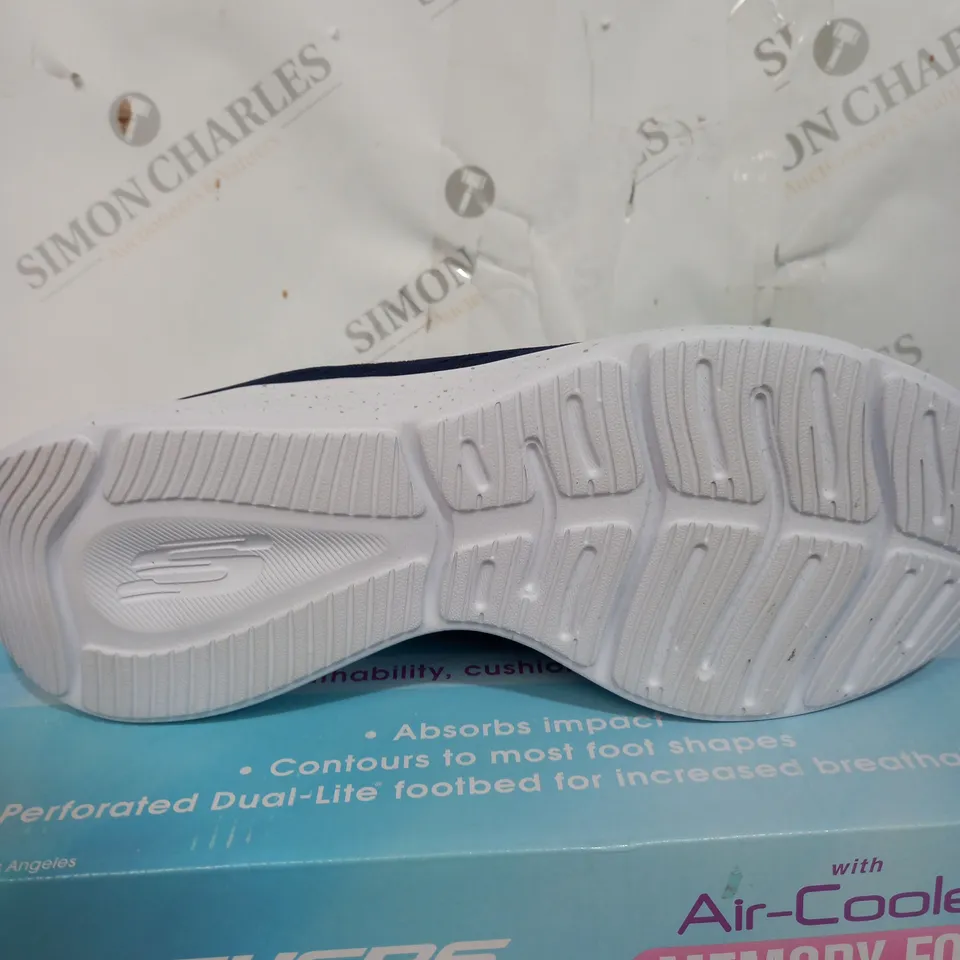 BOXED PAIR OF SKETCHERS TEXTILE MESH TRAINERS IN BLUE SIZE 6