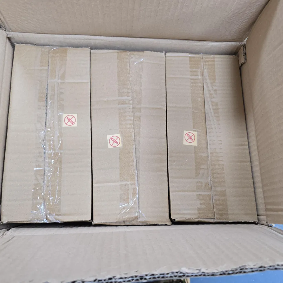 BOX OF APPROXIMATELY 250 GISELA GRAHAM ALICE IN WONDERLAND HANGING TREE DECORATIONS