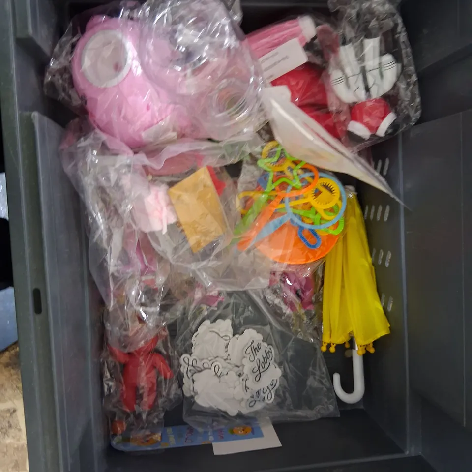 TOTE OF ASSORTED TOYS AND ACCESSORIES TO INCLUDE;
