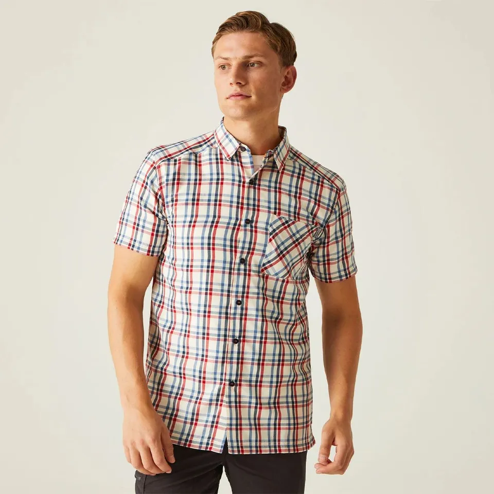 BRAND NEW REGATTA MENS MINDANO VIII SHORT SLEEVE SHIRT IN DANGER RED/CORONET BLUE/MOONLIGHT DENIM/MARSHMALLOW CHECK SIZE SMALL