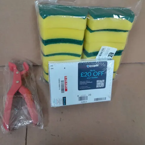 APPROXIMATELY 20 ASSORTED HOUSEHOLD ITEMS TOO INCLUDE, SPONGES - ENVELOPES, METAL BOWLS ETC