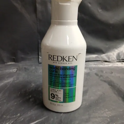 REDKEN ACIDIC BONDING CURLS SHAMPOO – SILICONE-FREE, 300 ML