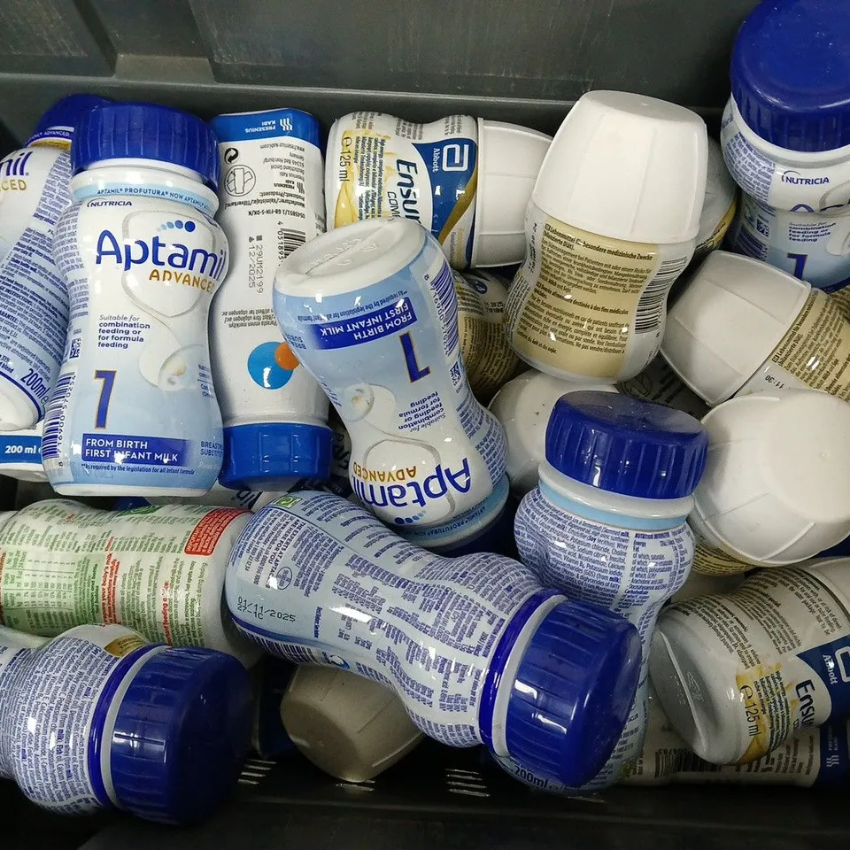 APPROXIMATELY 20 ASSORTED DRINK ITEMS TO INCLUDE NUTRICA APTAMIL ADVANCED INFANT MILK, ENSURE COMPACT, COW & GATE INFANT MILK, ETC - COLLECTION ONLY