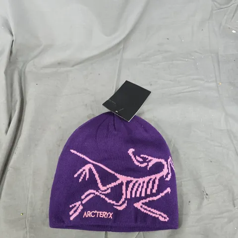 ARC'TERYX KNIT BEANIE – PURPLE WITH PINK LOGO