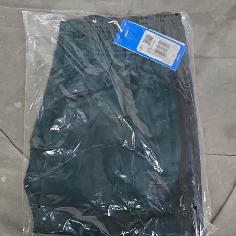 BAGGED ADIDAS SST TRACK PANTS IN GREEN - UK 14/15