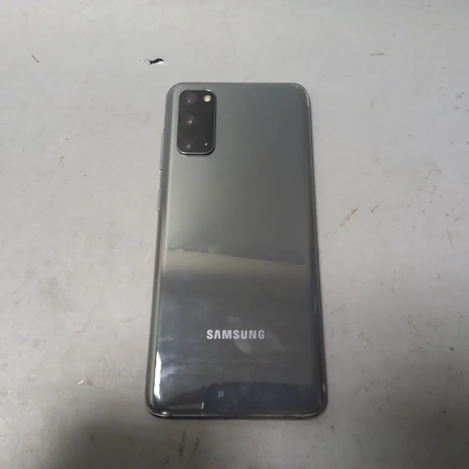 SAMSUNG GALAXY S20