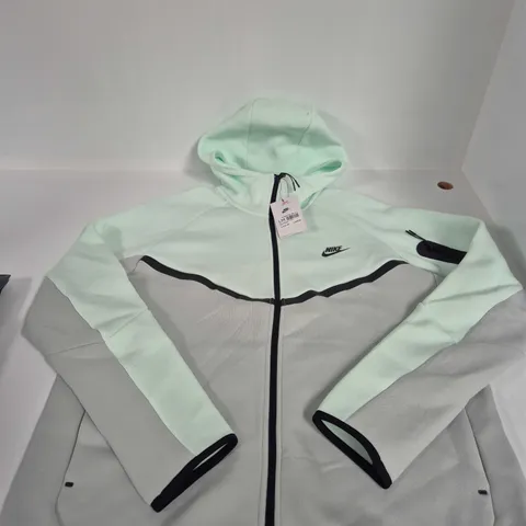NIKE TECH FLEECE HOODIE SIZE L
