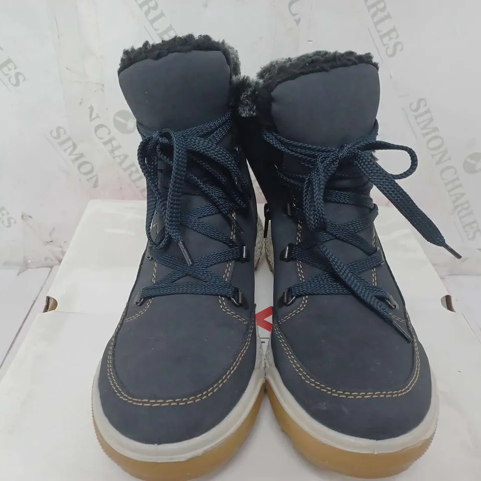 BOXED PAIR OF RIEKER WARM HIKING BOOTS IN NAVY - SIZE 40