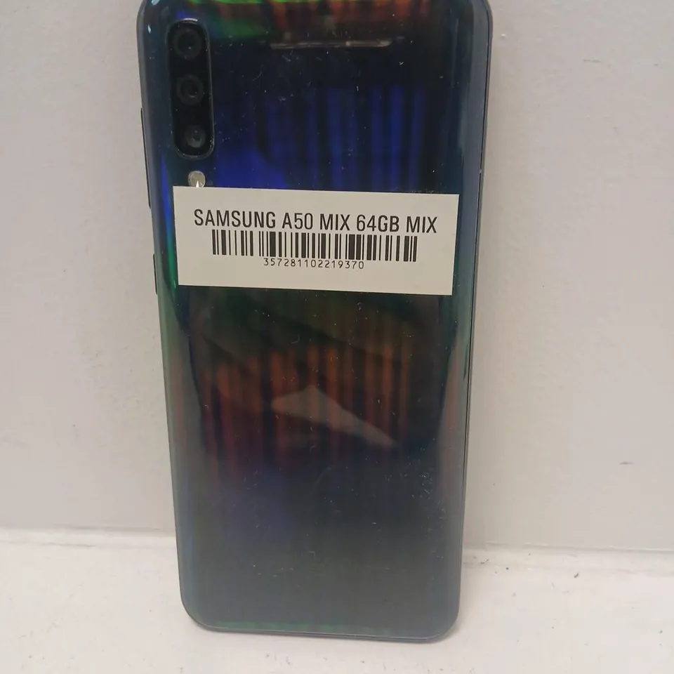 SAMSUNG GALAXY A50 64GB – BLACK (MIX) SMARTPHONE