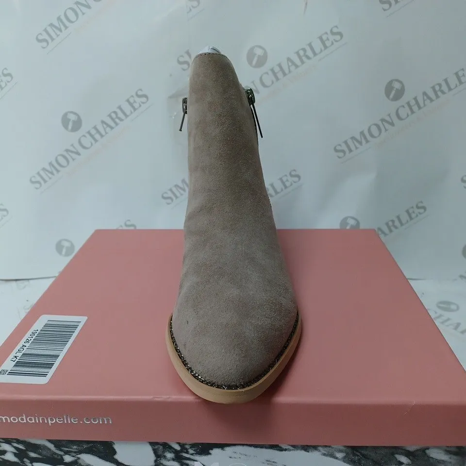 MODA IN PELLE KATREENA ANKLE BOOTS MINK SIZE 7