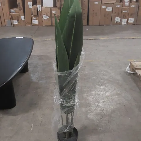 ARTIFICIAL POTTED PLANT