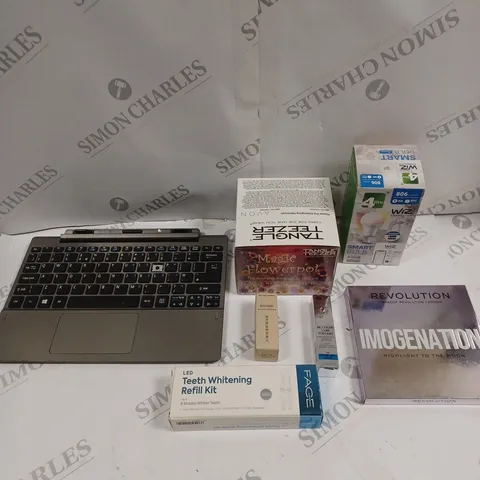 APPROXIMATELY 15 ASSORTED HOUSEHOLD & BEAUTY PRODUCTS TO INCLUDE SMART BULBS, TEETH WHITENING KIT, LIPSTICK ETC