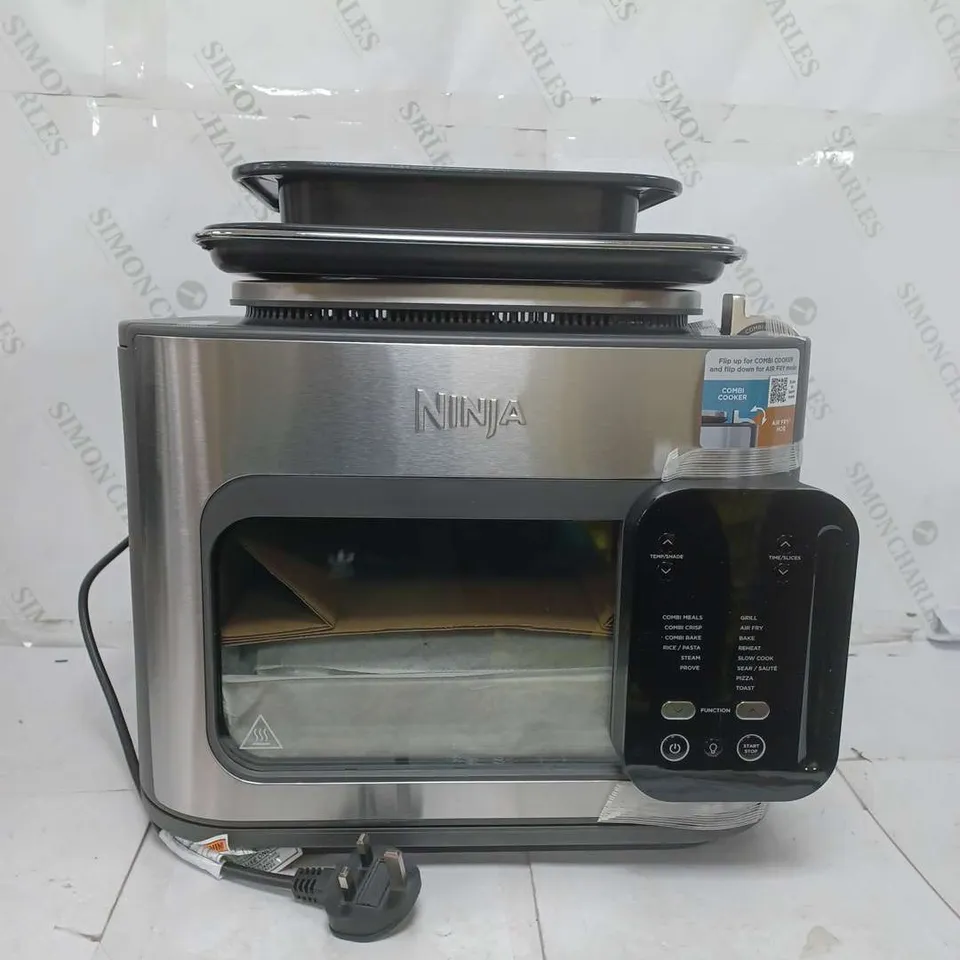 NINJA MULTIFUNCTION 14 IN 1 OVEN & AIR FRYER