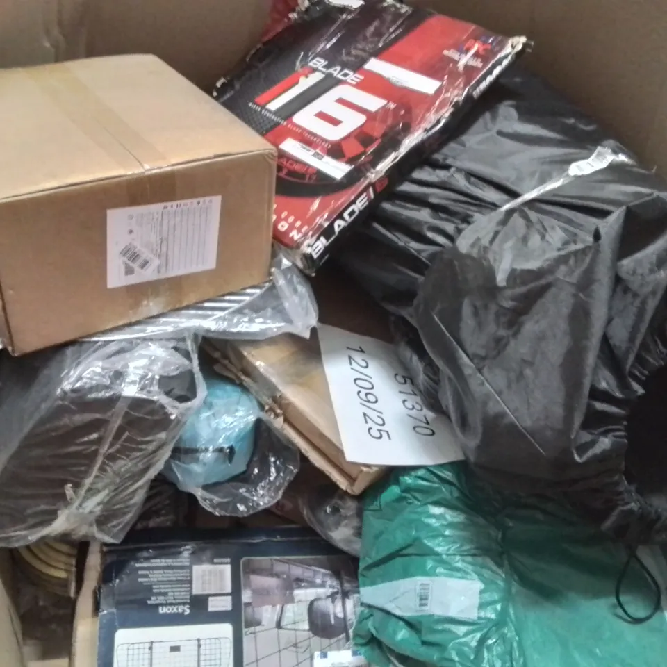 PALLET CONTAINING VARIOUS ASSORTED BOXED HOUSEHOLD ITEMS TO INCLUDE: DART BOARD, ROLLED MATTRESS AND LOTS MORE UNMARKED BOXED ITEMS 