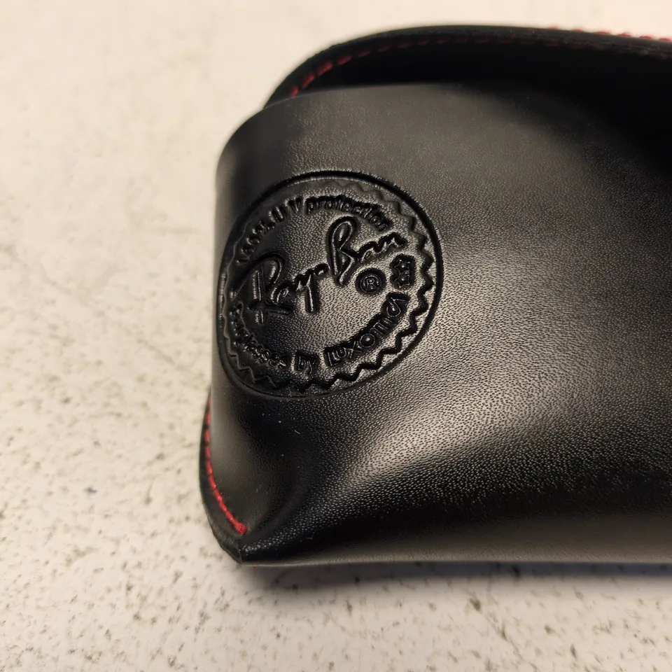 RAY-BAN, FERRARI LEATHER SUNGLASSES CASE – BLACK WITH RED STITCHING