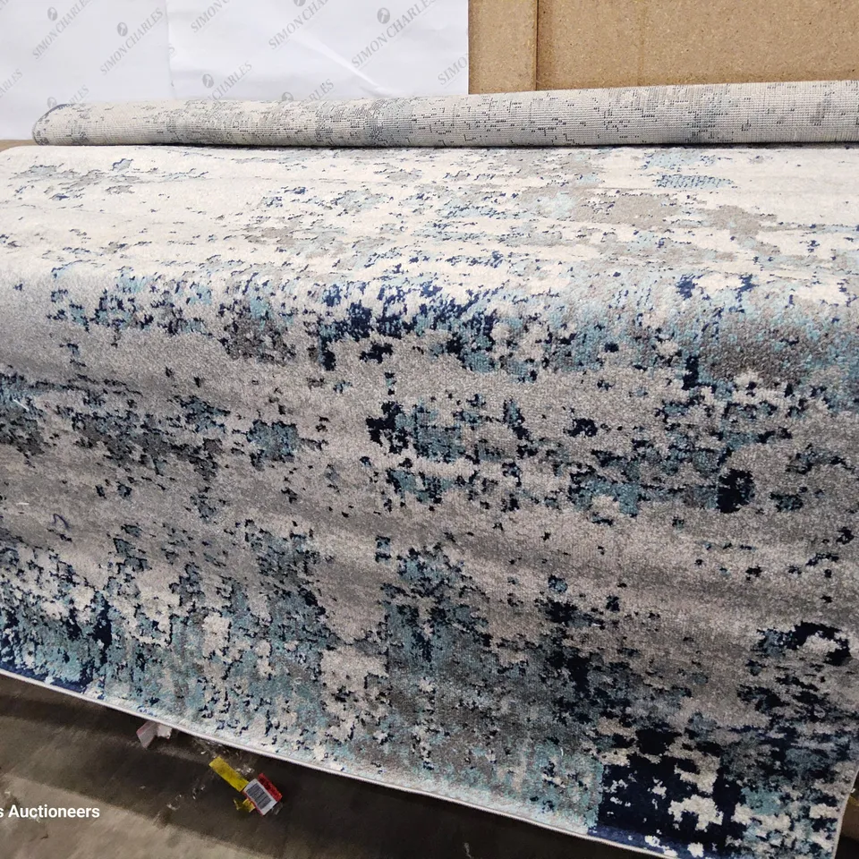 QUALITY WYONA POWER LOOM BLUE/WHITE/CHARCOAL RUG 160 × 220