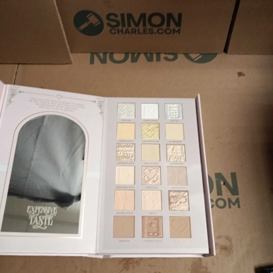 P LOUISE EXPENSIVE TASTE EYESHADOW PALETTE – 20 SHADES