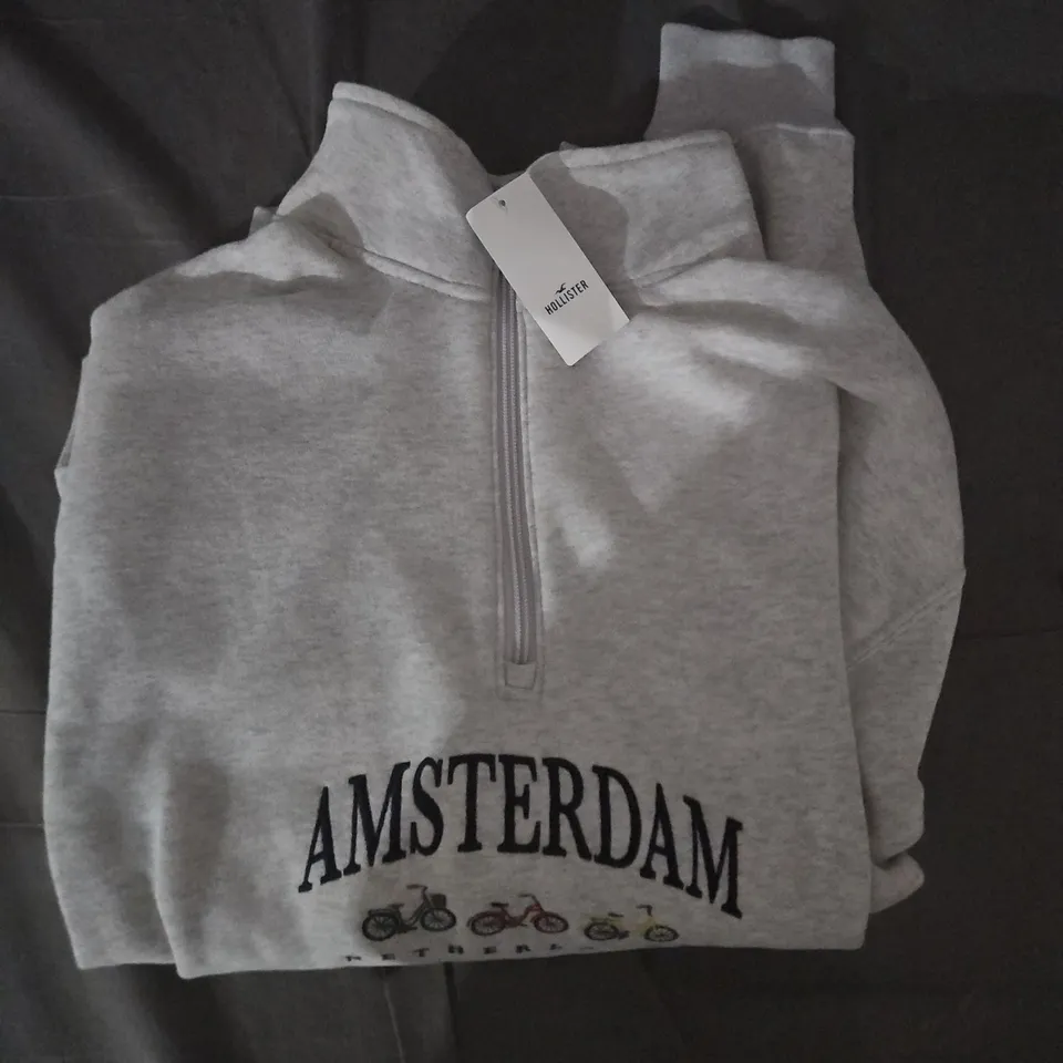 HOLLISTER AMSTERDAM 1/4 ZIP LONG SLEEVE TOP IN GREY SIZE LARGE