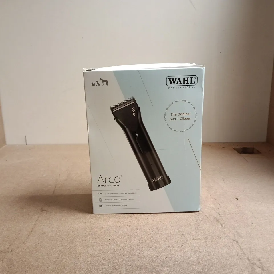 WAHL ARCO CORDLESS CLIPPER 5 IN 1 BOXED