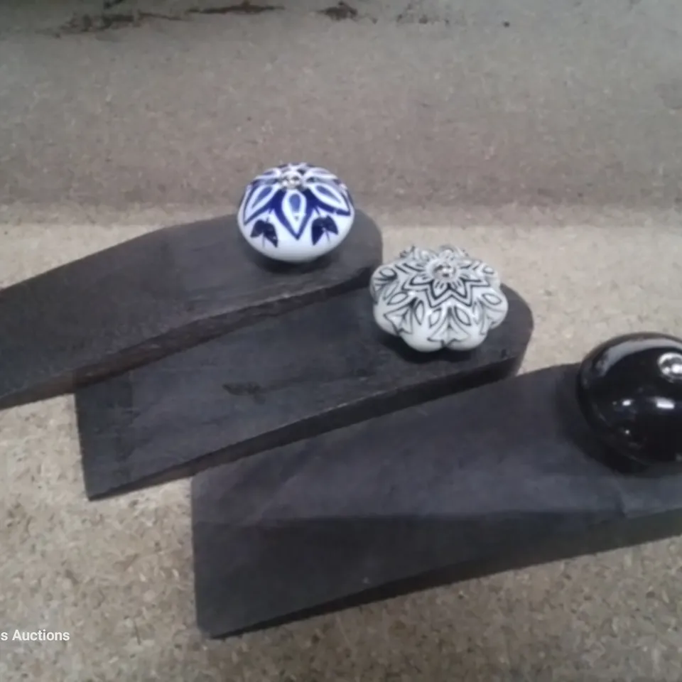 SET OF 3 WOODEN DOOR WEDGES