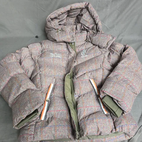 EQCOUTURE WATERPROOF PUFFER COAT SIZE 10